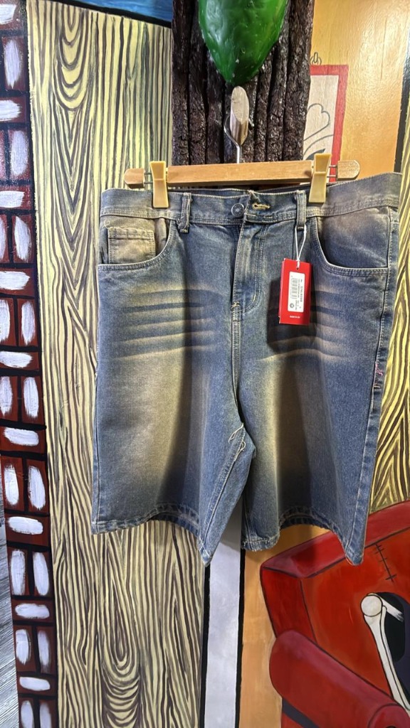 Shorts y Bermudas Denim